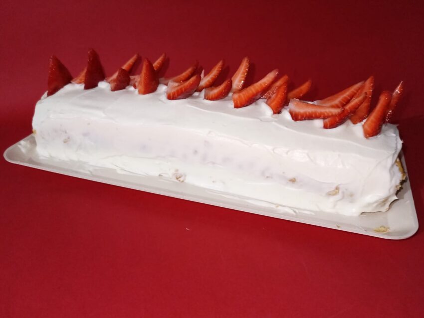 Pastel Brazo de gitano con mermelada de fresa - Imagen 4