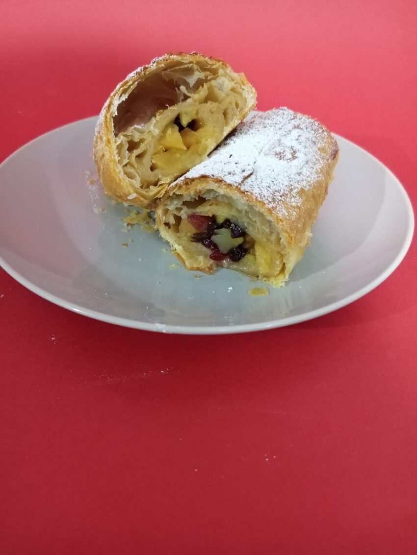 Strudell de Manzana 5 pzas. - Imagen 4