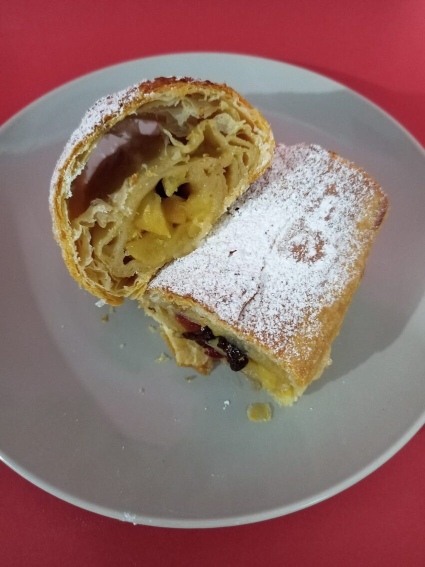 Strudell de Manzana 5 pzas. - Imagen 3