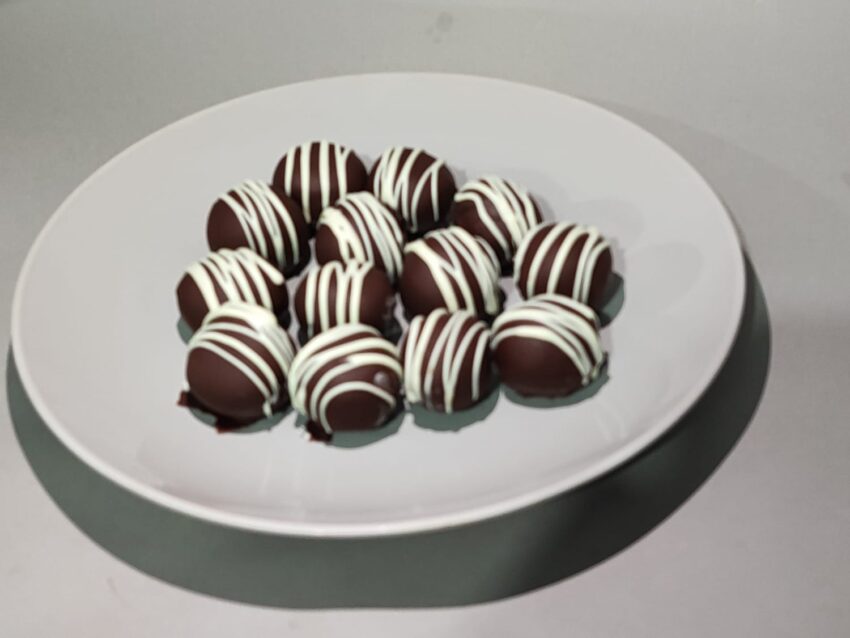 Caja de Trufas Selectas (24 Piezas) - Variedad Excepcional de Sabores - Imagen 7